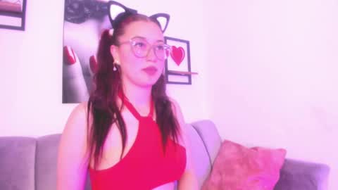 natty_redvelvet online show from October 26, 2025, 3:23 am