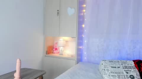 NATALIA online show from November 27, 2025, 4:14 am