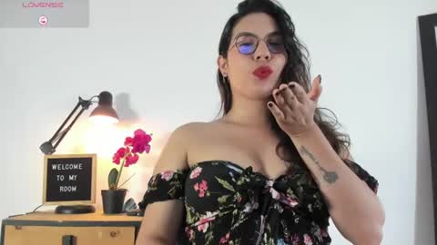 Snapshot of nattytrainor chatting on June 30, 2026, 8:54 pm Natty Trainor online show from June 30, 2026, 8:54 pm