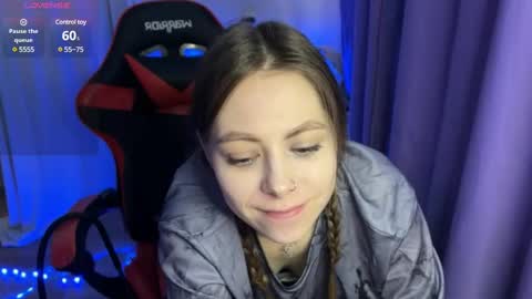 natural_babe666 online show from February 21, 2025, 12:28 pm