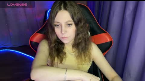 natural_babe666 online show from May 19, 2026, 8:15 pm