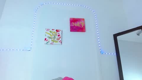 Snapshot of naturalboobs1 chatting on January 26, 2025, 6:38 am Annie online show from January 26, 2025, 6:38 am