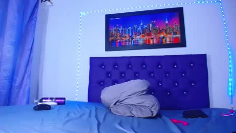 Snapshot of naturalboobs1 chatting on March 8, 2025, 6:21 am Annie online show from March 8, 2025, 6:21 am