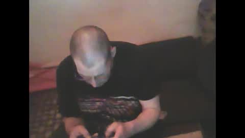 no money to tip online show from April 29, 2026, 12:59 am