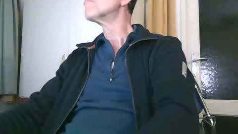 Snapshot of naturista25 chatting on November 2, 2025, 6:21 pm naturista25 online show from November 2, 2025, 6:21 pm