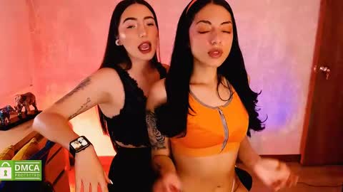 Snapshot of natval_ chatting on December 15, 2024, 10:07 am Natalia Valeria online show from December 15, 2024, 10:07 am