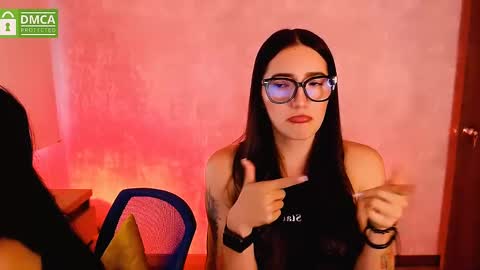 Snapshot of natval_ chatting on January 7, 2025, 11:26 am Natalia Valeria online show from January 7, 2025, 11:26 am