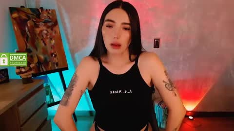 Snapshot of natval_ chatting on December 4, 2025, 10:35 am Natalia Valeria online show from December 4, 2025, 10:35 am