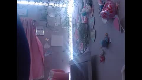 Amara rose online show from March 4, 2026, 10:54 am