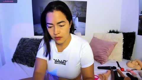 Snapshot of naty_07 chatting on March 2, 2025, 10:59 pm Natalia online show from March 2, 2025, 10:59 pm