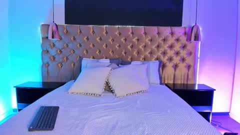 Snapshot of natybliss chatting on January 15, 2026, 3:11 am natybliss online show from January 15, 2026, 3:11 am