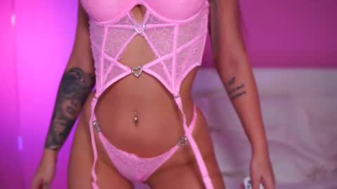 Naty online show from February 26, 2025, 4:58 am