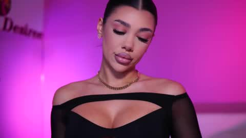 Naty online show from March 7, 2025, 5:18 am