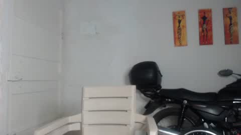 Stella Mcqueen online show from January 3, 2025, 11:57 am