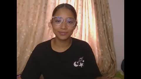 Natzu online show from December 5, 2025, 4:47 pm