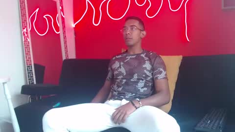 naughty_ares online show from September 21, 2025, 2:08 pm