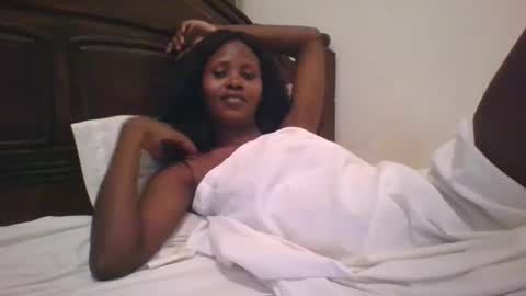 alisha online show from November 12, 2025, 6:30 pm