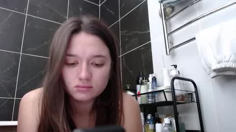 Chris Carrie online show from November 6, 2025, 4:02 am