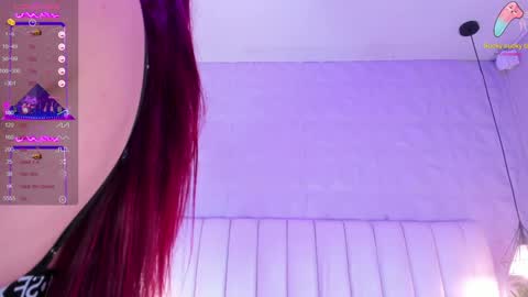 Snapshot of naughty_flower18 chatting on December 26, 2024, 11:03 pm Flor online show from December 26, 2024, 11:03 pm