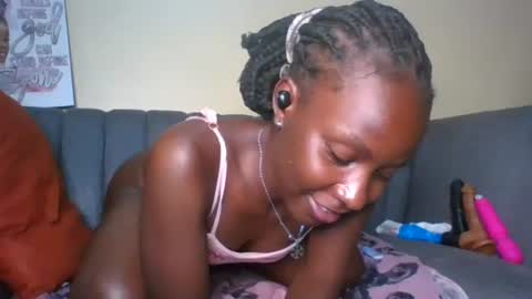 Snapshot of naughty_jee chatting on October 12, 2025, 11:20 am jee online show from October 12, 2025, 11:20 am