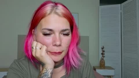 Snapshot of naughty_kittyy1 chatting on September 30, 2025, 2:22 pm Maria online show from September 30, 2025, 2:22 pm