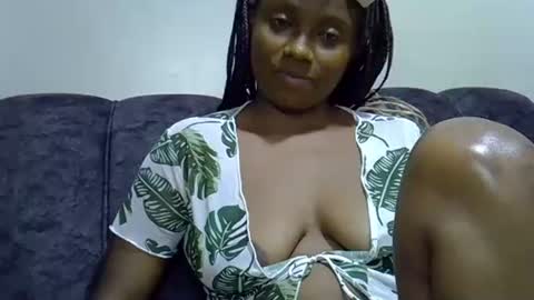 Naughty Little1998 online show from January 9, 2026, 11:13 am