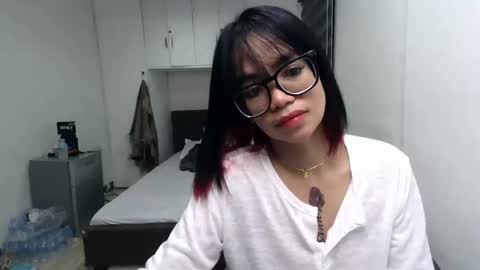 Snapshot of naughty_mariaxx chatting on April 25, 2026, 11:24 am Maria online show from April 25, 2026, 11:24 am