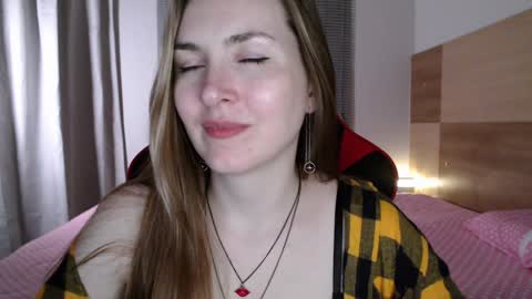 Snapshot of naughty_popa chatting on February 8, 2025, 2:36 am Ann online show from February 8, 2025, 2:36 am