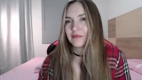 Snapshot of naughty_popa chatting on February 19, 2025, 4:23 am Ann online show from February 19, 2025, 4:23 am