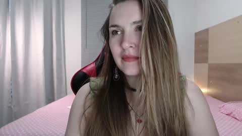 Snapshot of naughty_popa chatting on February 20, 2025, 9:00 am Ann online show from February 20, 2025, 9:00 am