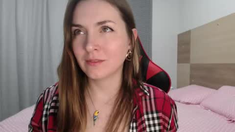 Snapshot of naughty_popa chatting on October 4, 2025, 2:09 am Ann online show from October 4, 2025, 2:09 am