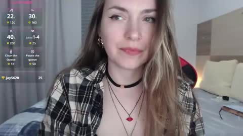 Snapshot of naughty_popa chatting on November 7, 2025, 2:33 am Ann online show from November 7, 2025, 2:33 am