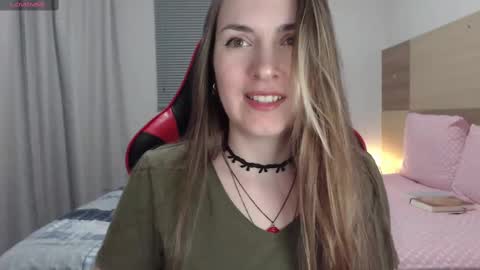 Snapshot of naughty_popa chatting on November 17, 2025, 2:17 am Ann online show from November 17, 2025, 2:17 am