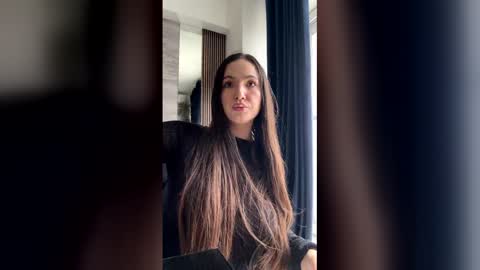 Elena online show from May 1, 2026, 8:41 am