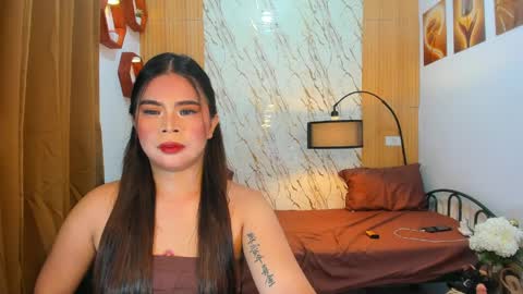 Snapshot of naughty_vince chatting on May 22, 2026, 10:43 am naughty_vince online show from May 22, 2026, 10:43 am