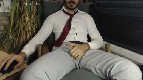 naughty pervert masterboy online show from January 22, 2025, 6:52 pm