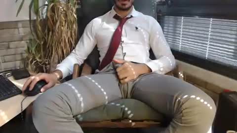 naughty pervert masterboy online show from March 6, 2025, 9:14 am