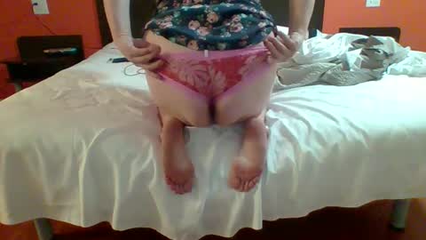 naughtyboytoes88 online show from December 6, 2024, 11:25 pm