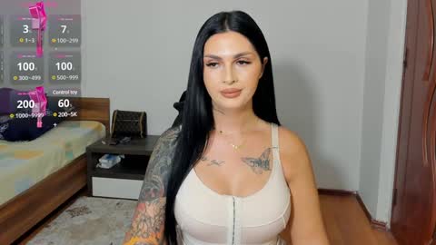 Snapshot of naughtycleo chatting on December 4, 2024, 7:50 am cleo online show from December 4, 2024, 7:50 am