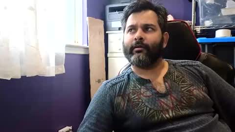 sakhtlaundaz online show from March 17, 2026, 9:18 pm