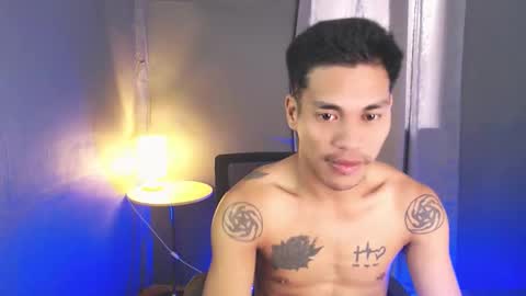 Snapshot of naughtyfuck_boy chatting on April 28, 2026, 2:27 am naughtyfuck_boy online show from April 28, 2026, 2:27 am