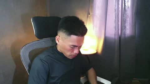 naughtyfuck_boy online show from July 3, 2026, 3:35 am
