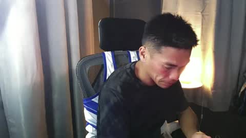 naughtyfuck_boy online show from July 30, 2026, 1:43 pm