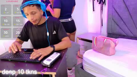 naughtyfusion_os online show from April 21, 2026, 1:06 pm