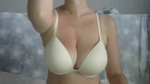 Chris online show from July 22, 2026, 6:49 am