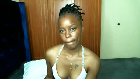 naughtyliz254 online show from September 25, 2025, 8:01 pm