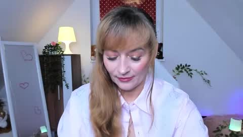 Milana - on air every day except Wednesday from 9 pm to 4 am European time online show from October 7, 2025, 8:39 pm