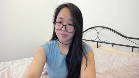 Gigi Chu  online show from January 27, 2025, 5:26 pm