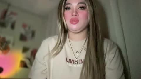 Rose Wilson online show from February 22, 2025, 7:34 am