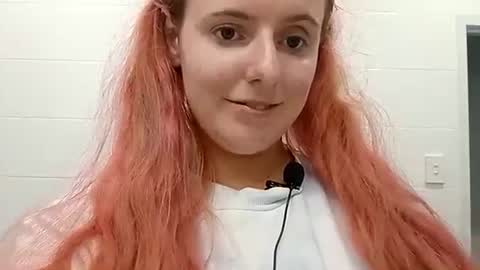 Snapshot of naughtyt333n chatting on May 28, 2026, 8:44 am Naughty Jess online show from May 28, 2026, 8:44 am
